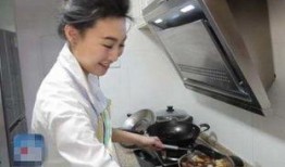 戴着头套的新闻爆料,揭秘幕后爆料者神秘身份